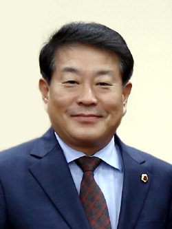 ▲ 김용래   도의회 평창동계올림픽 지원특위 위원장