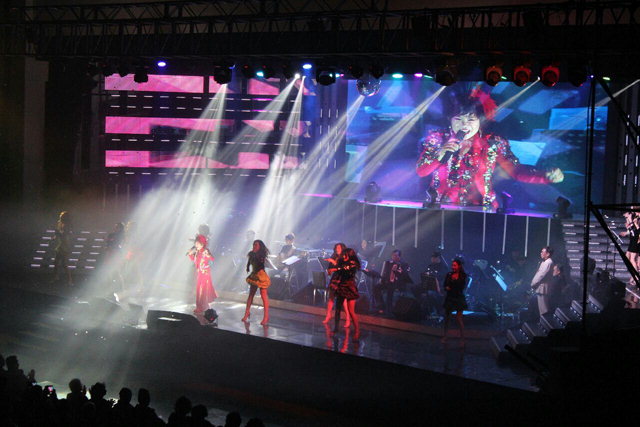 ▲ 엔카의 여왕 가수 김연자 콘서트가 지난달 30일 치악체육관에서 성황리에 열렸다.
