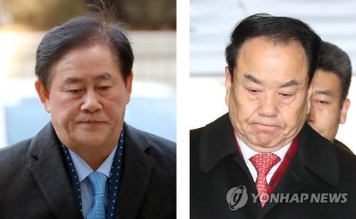 ▲ 굳은 표정의 최경환(왼쪽)·이우현(오른쪽) 자유한국당 의원