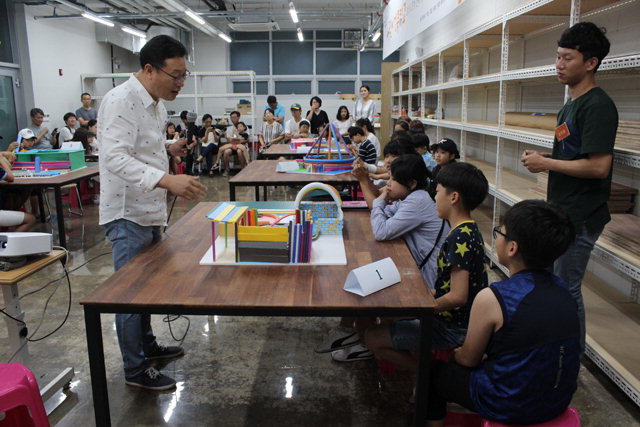 ▲ 어린이건축학교가 지난 19일까지 강릉 명주예술마당에서 4차례에 걸쳐 진행됐다.