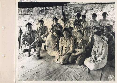 ▲ 버마(현 미얀마) 미치나의 위안부 사진(1944년 8월 14일 촬영)[출처 서울시·서울대 정진성 연구팀]