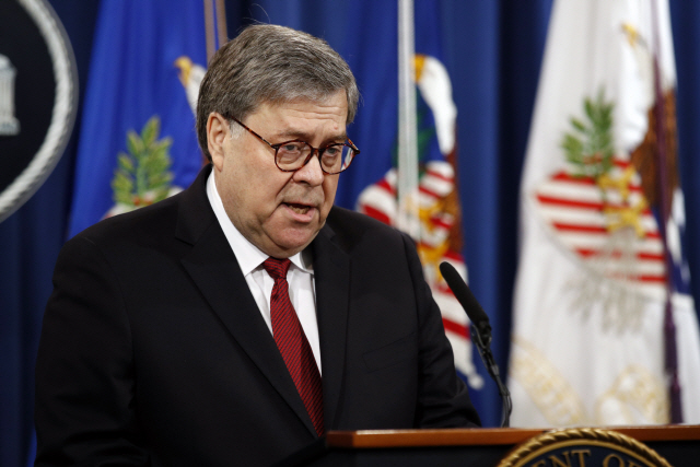 ▲ Attorney General William Barr speaks about the release of a redacted version of special counsel Robert Mueller&lsquo;s report during a news conference, Thursday, April 18, 2019, at the Department of Justice in Washington. (AP Photo/Patrick Semansky)