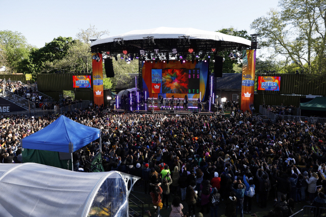 ▲ BTS performs on Good Morning America at Rumsey Playfield/SummerStage in Central Park in New York City on May 15, 2019.      Photo by John Angelillo/UPI    <All rights reserved by Yonhap News Agency>