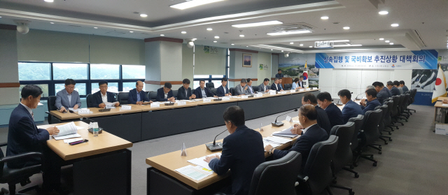 ▲ 2020년 국비 2933억원을 신청한 강릉시가 11일 국비 확보 대책회의를 열고 대응 전략을 논의했다.