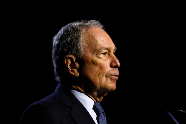 ▲ (FILES) In this file photo taken on July 24, 2019 Michael Bloomberg, addresses the NAACP‘s (National Association for the Advancement of Colored People) 110th National Convention at Cobo Center in Detroit, Michigan. - Billionaire businessman Michael Bloomberg was positioning himself Friday to enter the crowded race for the Democratic presidential nomination, setting up a potential showdown with fellow septuagenarian Joe Biden as the leading centrist candidate. (Photo by JEFF KOWALSKY / AFP)    <All rights reserved by Yonhap News Agency>