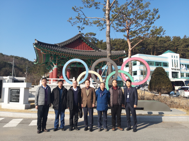 ▲ 중국 허베이성 동계올림픽 대표단이 16일 2018 평창동계올림픽 성공개최를 벤치마킹하기 위해 평창군을 방문했다.