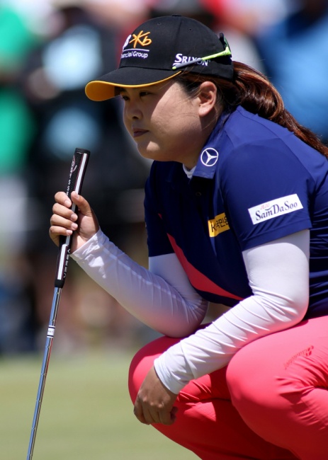 epa08221064 Inbee Park of South Korea in action during day four of the Women‘s Australian Open golf tournament at the Royal Adelaide Golf Club in Adelaide, Australia, 16 February 2020. EPA/KELLY BARNES AUSTRALIA AND NEW ZEALAND OUT EDITORIAL USE ONLY