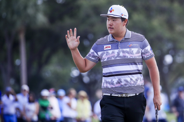 ▲ epa08263174 Sungjae Im of South Korea reacts during the fourth round of The Honda Classic golf tournament on the Champions Course at the PGA National Resort &amp; Spa in Palm Beach Gardens, Florida, USA, 01 March 2020.  EPA/TANNEN MAURY
