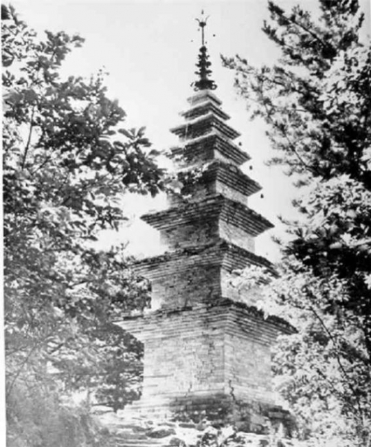 ▲ 국가기록원에서 확인된  1948년~1956년 수마노탑 사진.