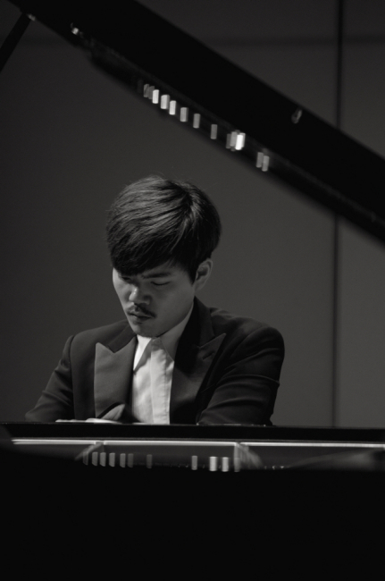 ▲ 피아니스트 김홍기