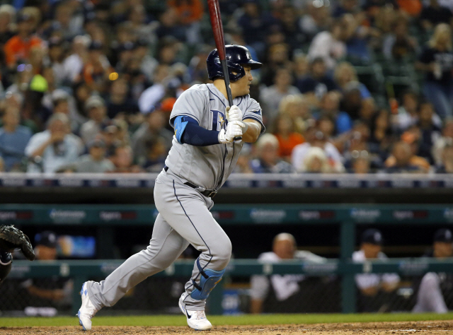 ▲ DETROIT, MI - SEPTEMBER 10: Ji-Man Choi #26 of the Tampa Bay Rays hits a three-run double to take a 4-3 lead against the Detroit Tigers during the seventh inning at Comerica Park on September 10, 2021, in Detroit, Michigan.   Duane Burleson/Getty Images/AFP
<All rights reserved by Yonhap News Agency>