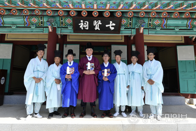 정선아리랑제 고려말 충신 칠현 기리는 제례 봉행으로 축제 서막