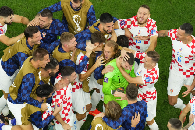 ▲ 크로아티아가 카타르 알라이얀의 에듀케이션 시티 스타디움에서 열린 브라질과의 2022 카타르 월드컵 8강전에서 연장전까지 1-1로 비긴 끝에 승부차기에서 4-2로 승리했다.