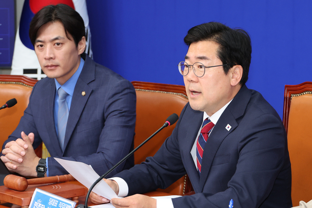 ▲ 더불어민주당 박찬대 대표 권한대행 겸 원내대표가 5일 서울 여의도 국회에서 열린 최고위원회의에서 발언하고 있다.연합뉴스