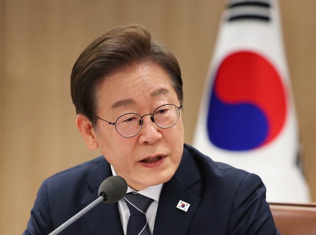 ▲ 이재명 대통령이 13일 용산 대통령실에서 이스라엘의 이란 공습관련 경제안보 긴급 점검회의를 하고 있다. 2025.6.13 [대통령통신사진기자단]