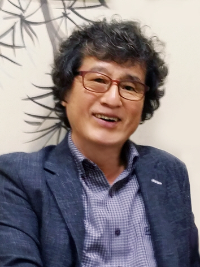 ▲ 안원찬 시인