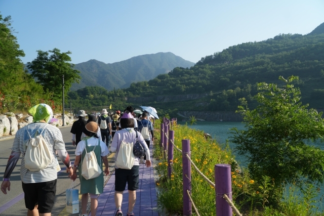 소금 운반하던 옛 교역로 동해소금길, 명품 트레킹 코스 가능성 열었다 - 뉴스 썸네일 이미지