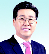 최성현 대표이사 춘천시장 불출마 - 뉴스 썸네일 이미지