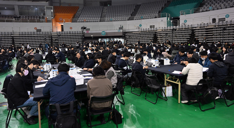 247만 장 송파구 투표지 검증 파행…촬영 한 장도 못 하게 막았다?