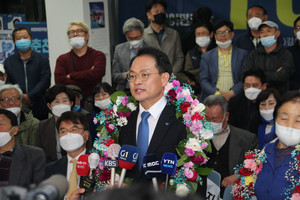 “분열과 갈등 털고 말보다 듣는 정치할 것”