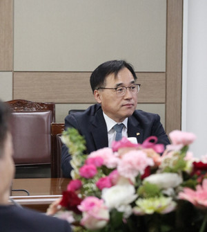 “폐광지 상생·취약층 지원 통해 포용국가 발돋움 일조”