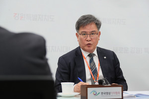 강원도 감사위, 최문순 전 지사 업무상 배임 혐의로 수사의뢰 - 뉴스 썸네일 이미지