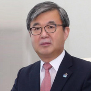 [새의자]박완재 강원사대부고 총동문회 모교발전위원장 - 뉴스 썸네일 이미지